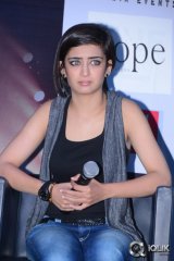Akshara Haasan at Shamitabh Movie Press Meet